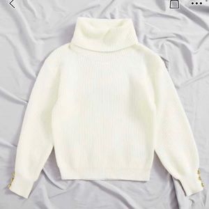 Turtleneck sweater cream NWOT SHEIN button sleeves